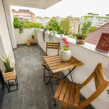 Apartament Spot The Giraffe. Desirable At Tineretului *