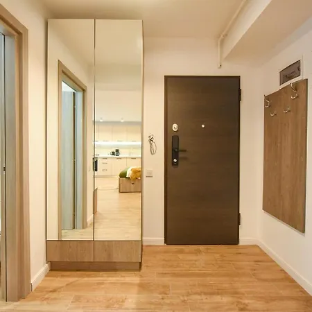 Spot The Giraffe. Desirable At Tineretului * Bucharest