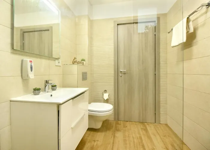 Apartment Spot The Giraffe. Desirable At Tineretului *