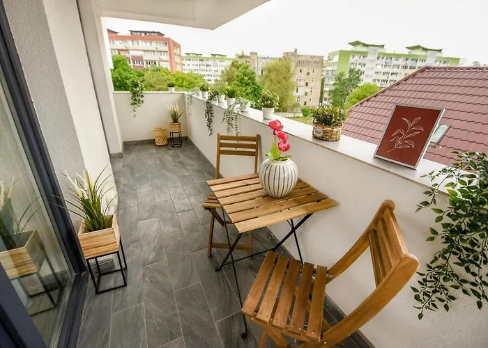 アパート Spot The Giraffe. Desirable At Tineretului *